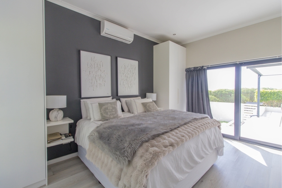 9 Bedroom Property for Sale in Olifantskop Western Cape